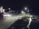 03 : 00