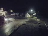 02 : 04