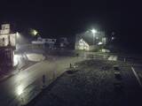 03 : 40