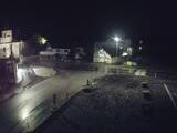 03 : 44