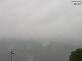 09 : 37