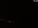 23 : 09