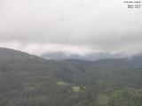 16 : 09