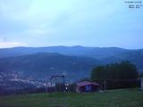 21 : 37