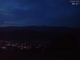 22 : 01