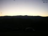 04 : 23