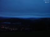 04 : 37