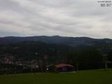 09 : 23