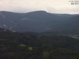 18 : 05