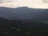 18 : 39