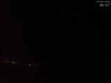 03 : 33