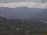 16 : 01