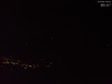 23 : 09