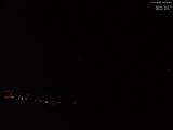 03 : 33
