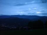 04 : 45