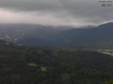 16 : 01