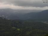 18 : 05