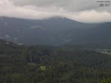 18 : 23