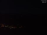 22 : 05