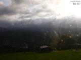 06 : 53