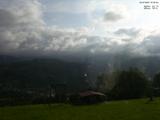 07 : 33