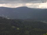 15 : 45