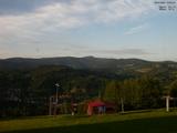 19 : 53