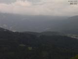 15 : 47