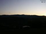 06 : 19