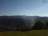 08 : 23