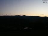 06 : 27