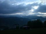 06 : 11