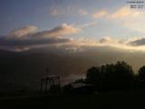 06 : 59