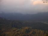 18 : 55