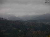 16 : 47