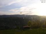 06 : 23