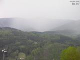 18 : 43