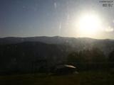 06 : 01