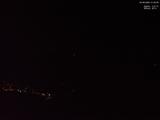 01 : 33