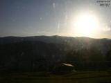 06 : 01