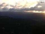 05 : 41