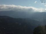 08 : 01