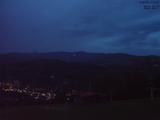 21 : 09