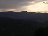 06 : 49