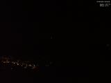 22 : 09