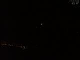 01 : 33