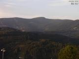 19 : 53