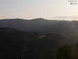 06 : 37