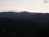 07 : 33