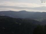 08 : 17